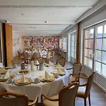 Franck Garni Hotell 3*