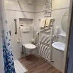 Franck Garni Hotel