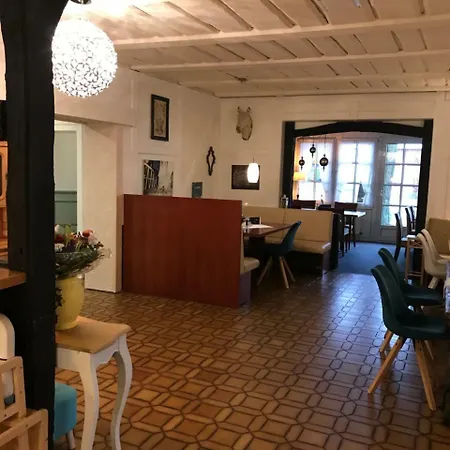 Otel Franck Garni Brietlingen