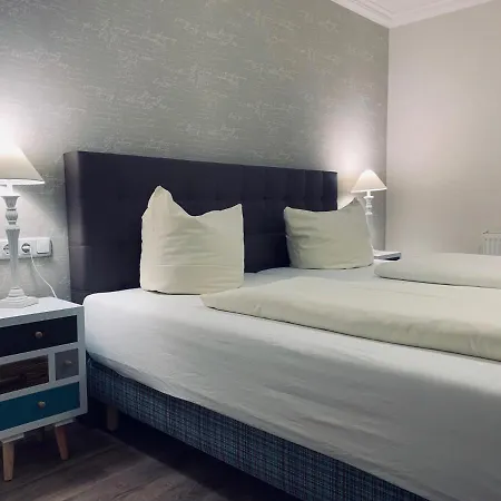 Franck Garni Hotel Brietlingen