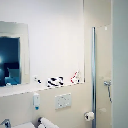 Otel Franck Garni 3*